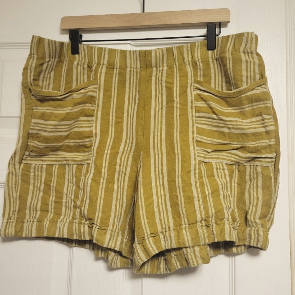 J Jill linen striped shorts, size Large